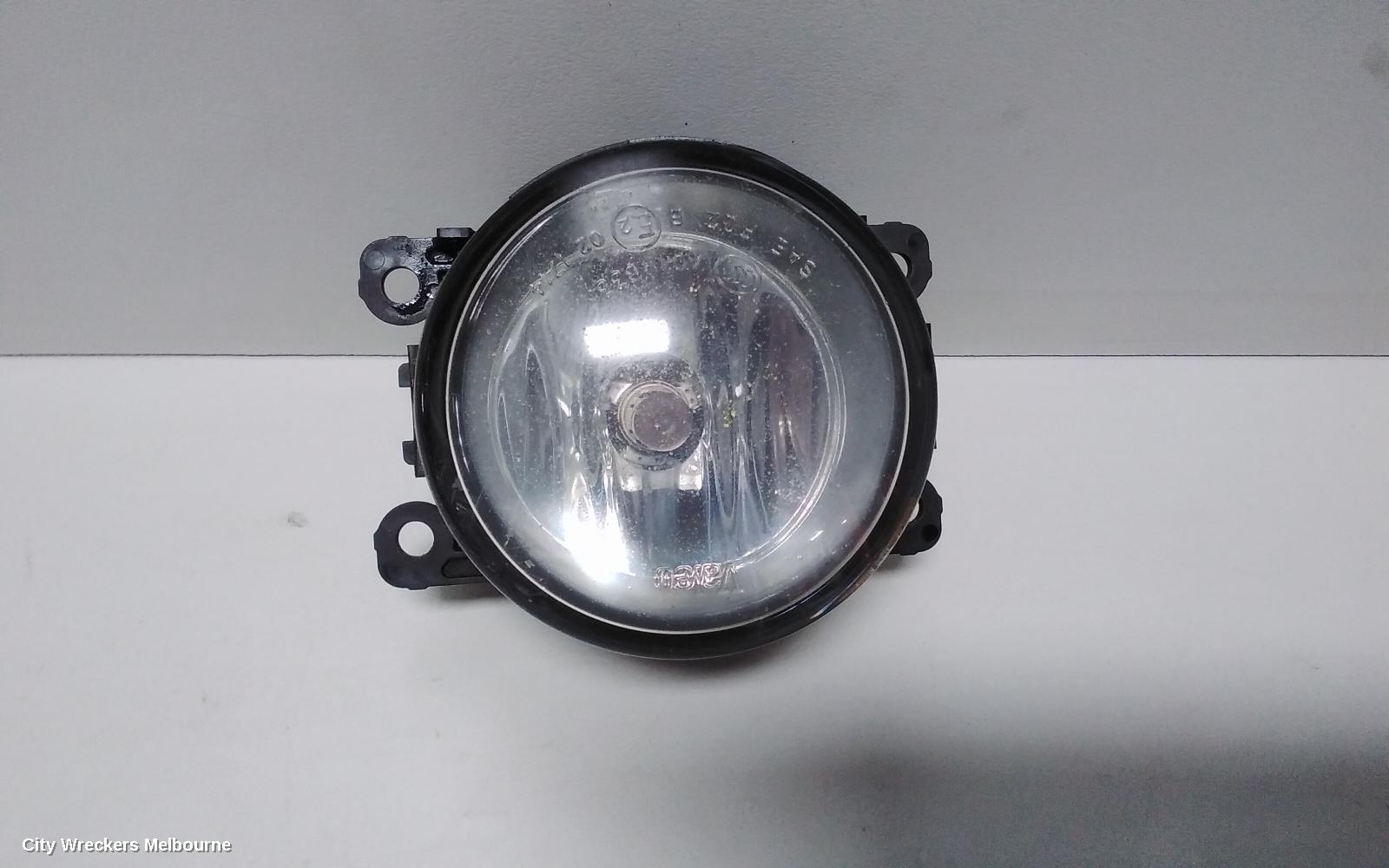 HOLDEN COMMODORE RIGHT INDICATOR/FOG/SIDE, BUMPER FOGLAMP, VE, 08/2006 - 08/2010