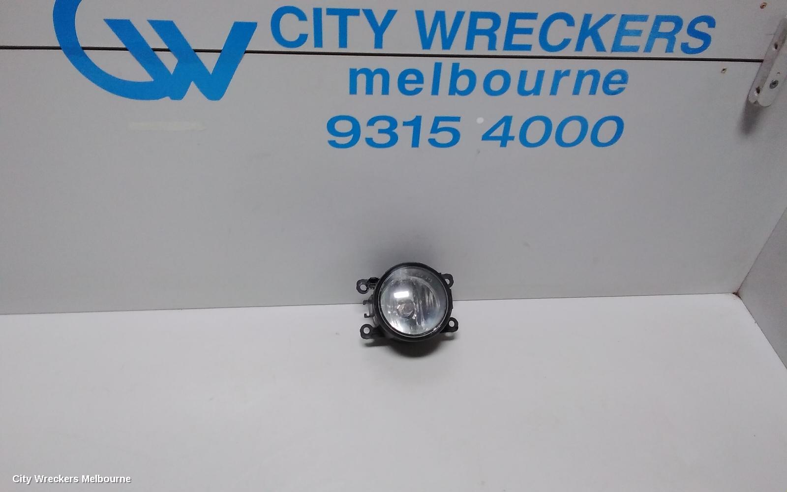 HOLDEN COMMODORE RIGHT INDICATOR/FOG/SIDE, BUMPER FOGLAMP, VE, 08/2006 - 08/2010