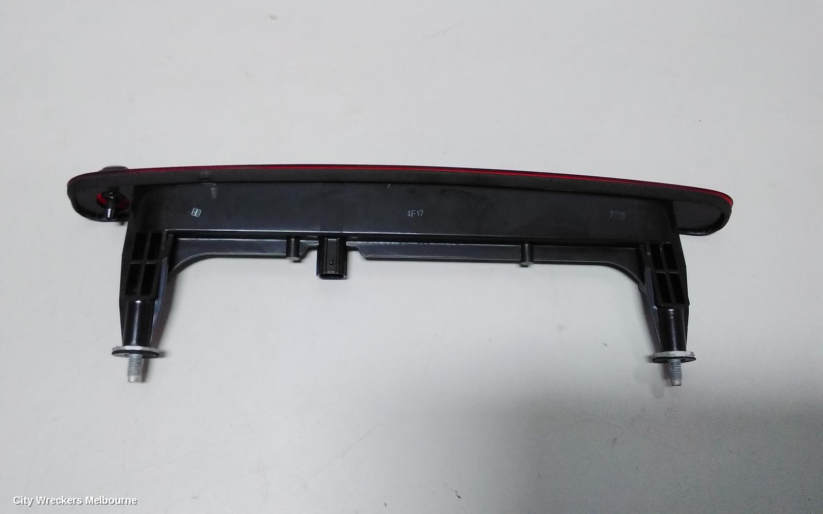 SUZUKI SWIFT HIGH LEVEL STOPLIGHT, FZ, 02/2011 - 03/2017