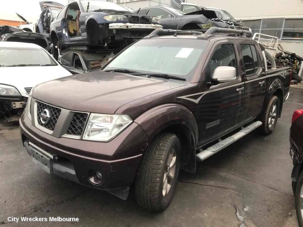 NISSAN NAVARA RIGHT INDICATOR/FOG/SIDE, D40, BUMPER FOGLAMP, ROUND TYPE, 09/2005 - 08/2015