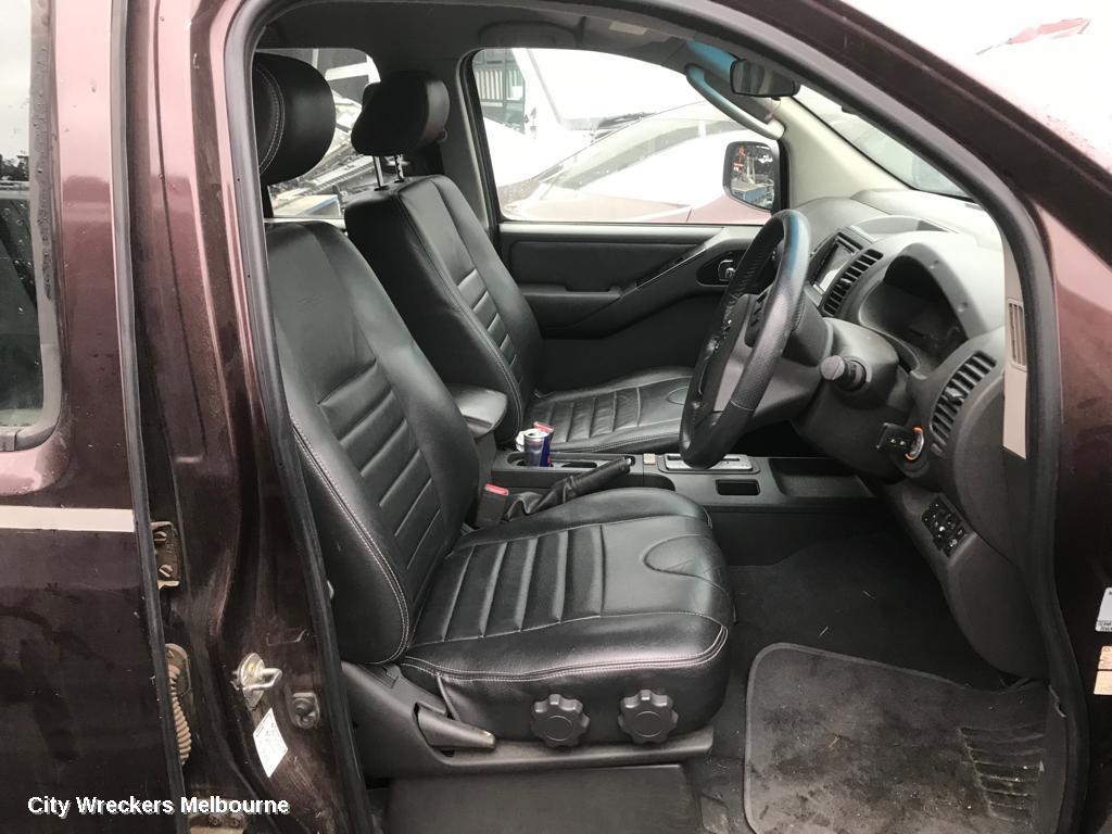 NISSAN NAVARA RIGHT INDICATOR/FOG/SIDE, D40, BUMPER FOGLAMP, ROUND TYPE, 09/2005 - 08/2015