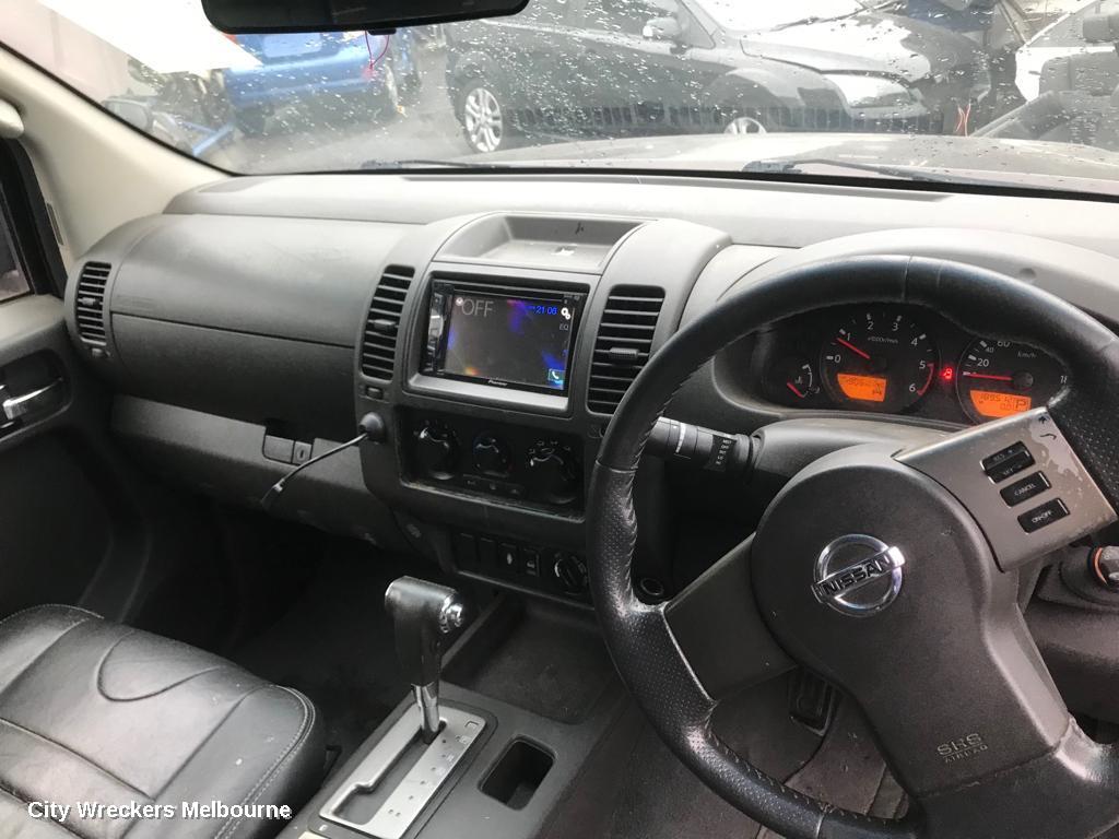 NISSAN NAVARA RIGHT INDICATOR/FOG/SIDE, D40, BUMPER FOGLAMP, ROUND TYPE, 09/2005 - 08/2015