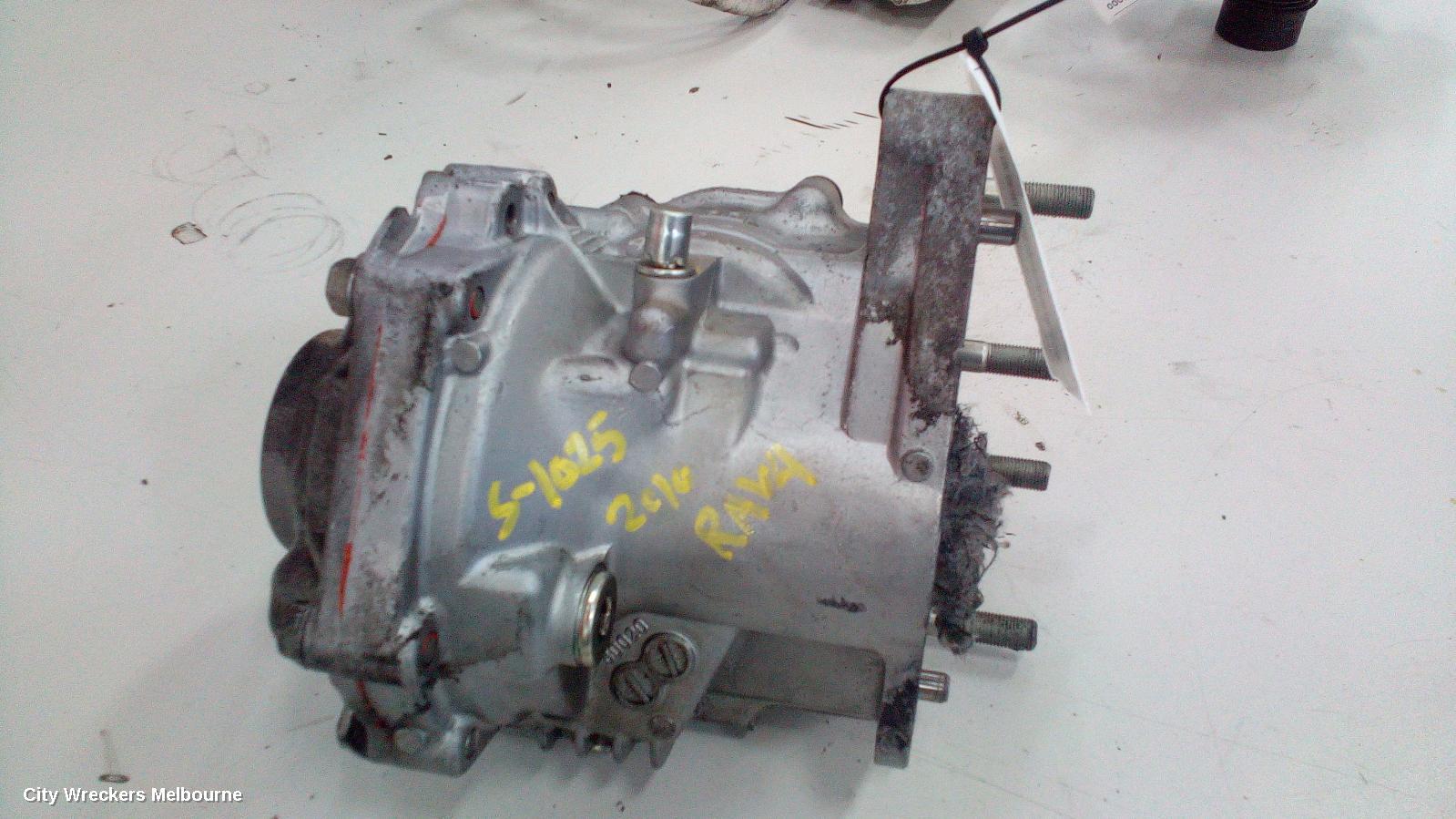 TOYOTA RAV4 TRANSFER CASE, MANUAL, 2.4, 2AZ-FE, ACA33, 11/2005 - 11/2012