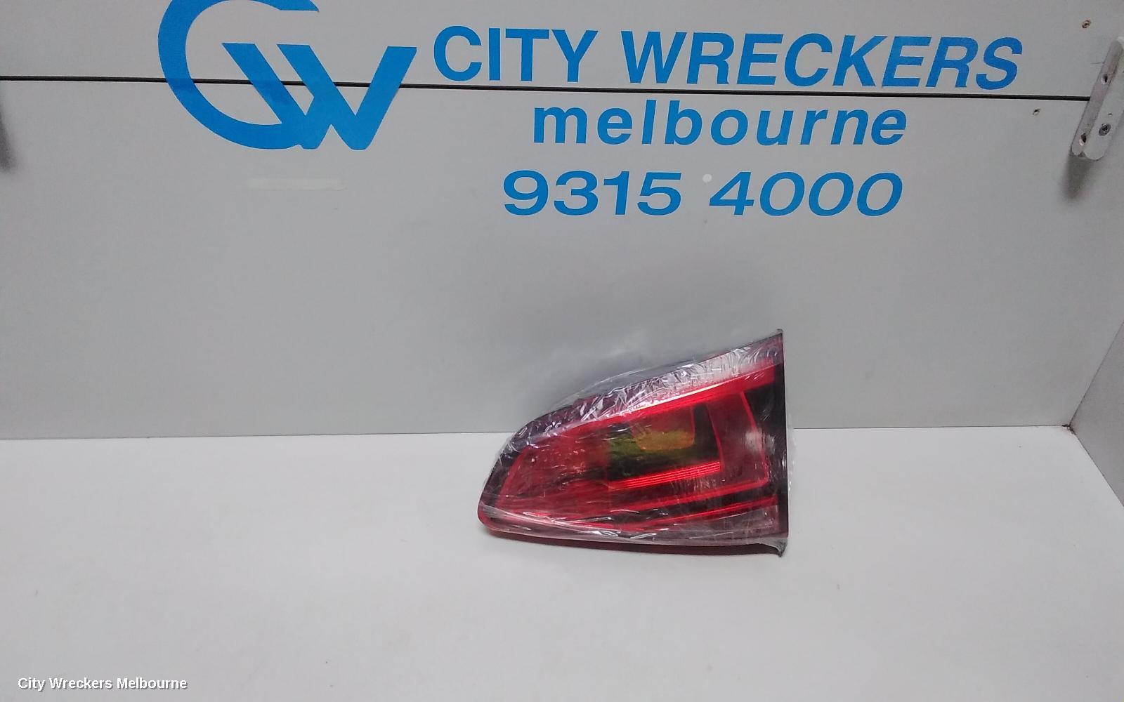 VOLKSWAGEN GOLF REAR GARNISH, TAILGATE LAMP (RH SIDE), GEN 7, HATCH, 04/2013 - 03/2017