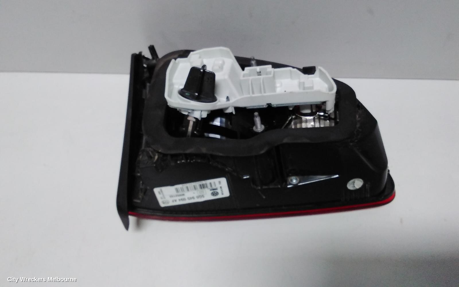 VOLKSWAGEN GOLF REAR GARNISH, TAILGATE LAMP (RH SIDE), GEN 7, HATCH, 04/2013 - 03/2017