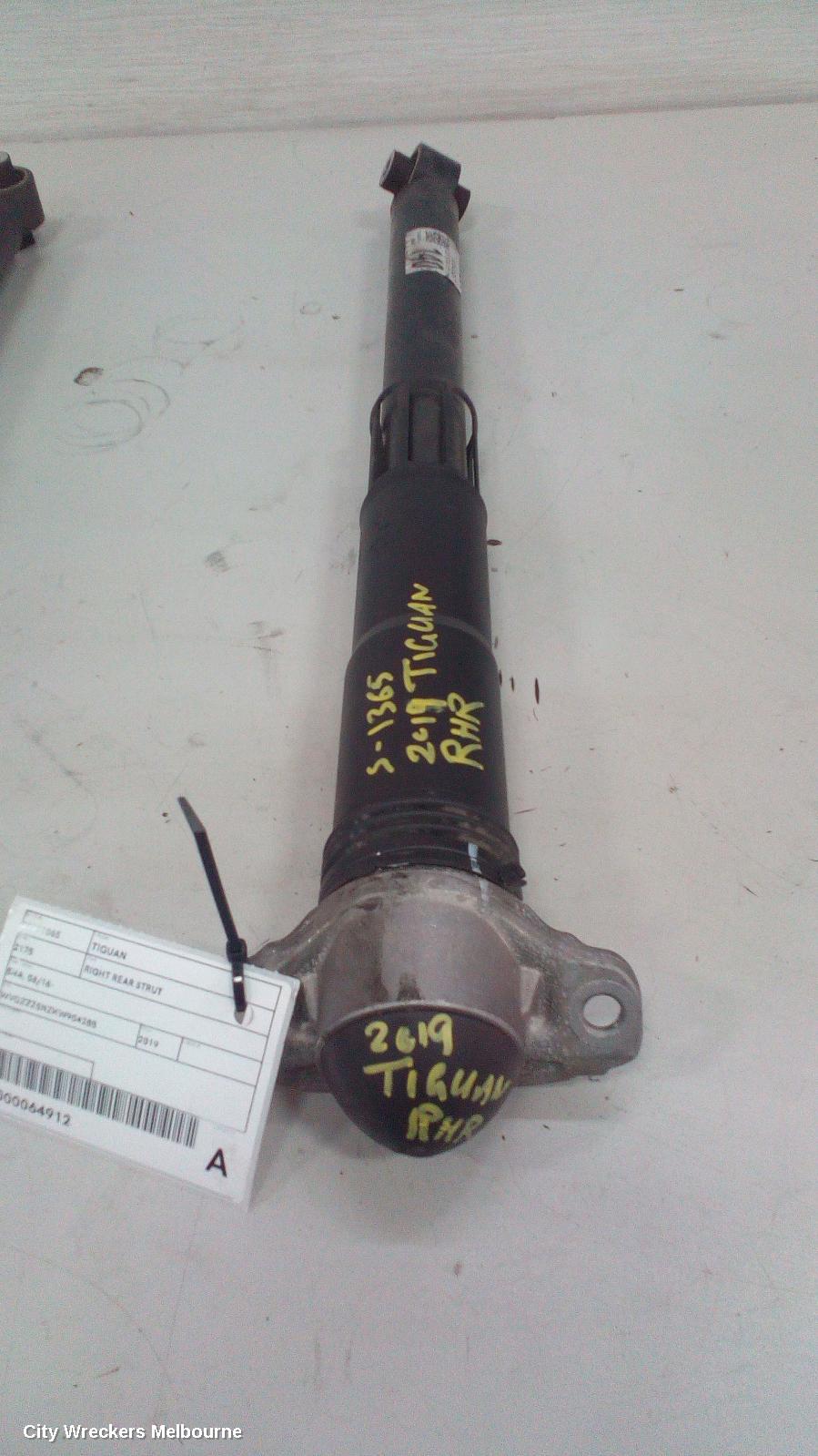 VOLKSWAGEN TIGUAN RIGHT REAR STRUT, 5NA, 06/2016 - 02/2024