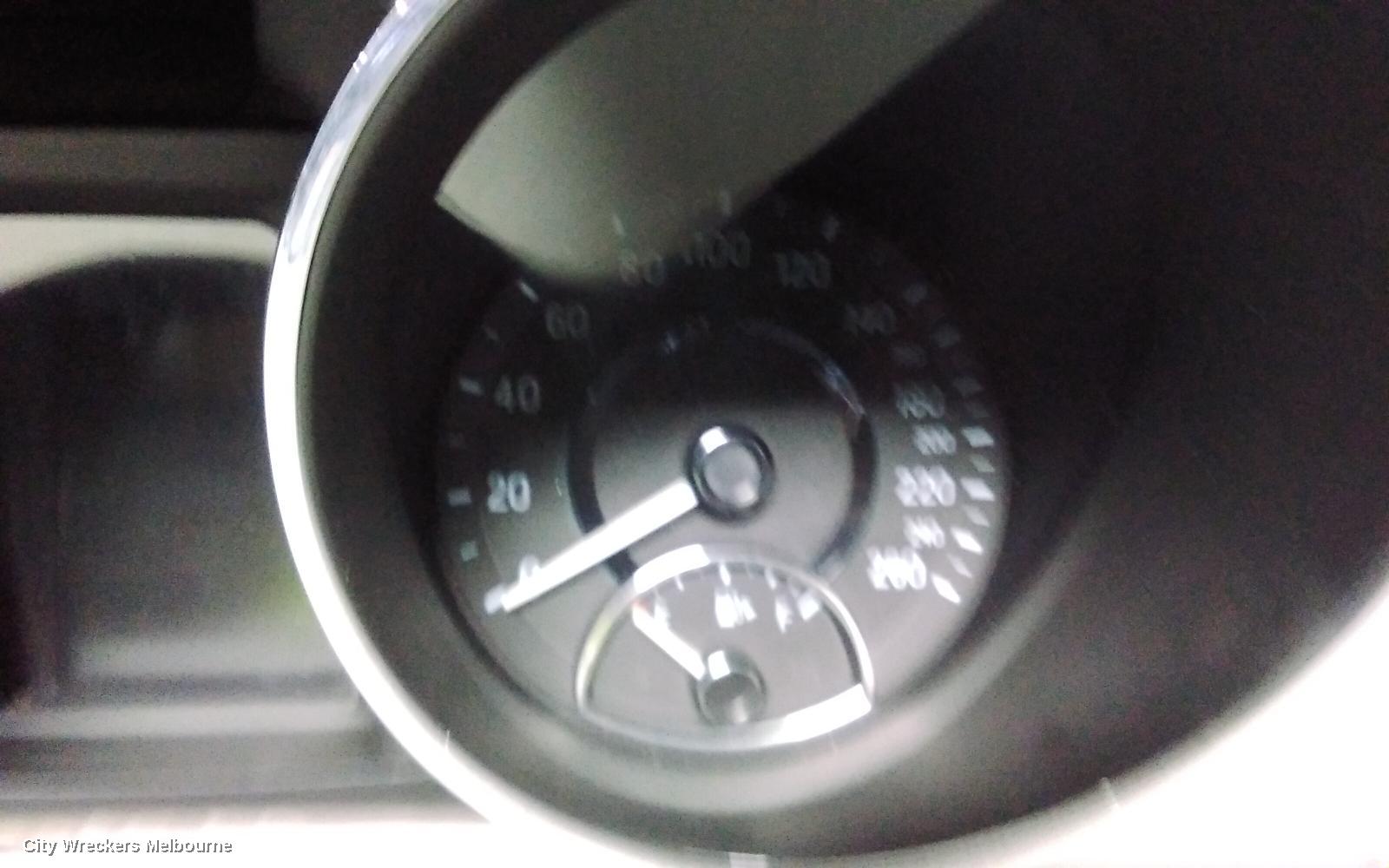 HOLDEN COMMODORE INSTRUMENT CLUSTER, INSTRUMENT CLUSTER, AUTO T/M, VF, EVOKE/INTERNATIONAL, 05/2013 - 12/2017