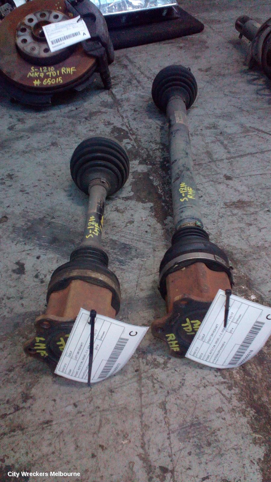 VOLKSWAGEN GOLF LEFT DRIVESHAFT, FRONT, AUTO T/M, DIESEL, 2.0, GEN 7, 03/2013 - 03/2017