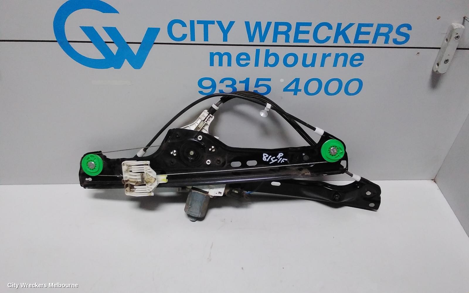 BMW 3 SERIES RIGHT FRONT WINDOW REG/MOTOR, E90, SEDAN, 03/2005 - 01/2012