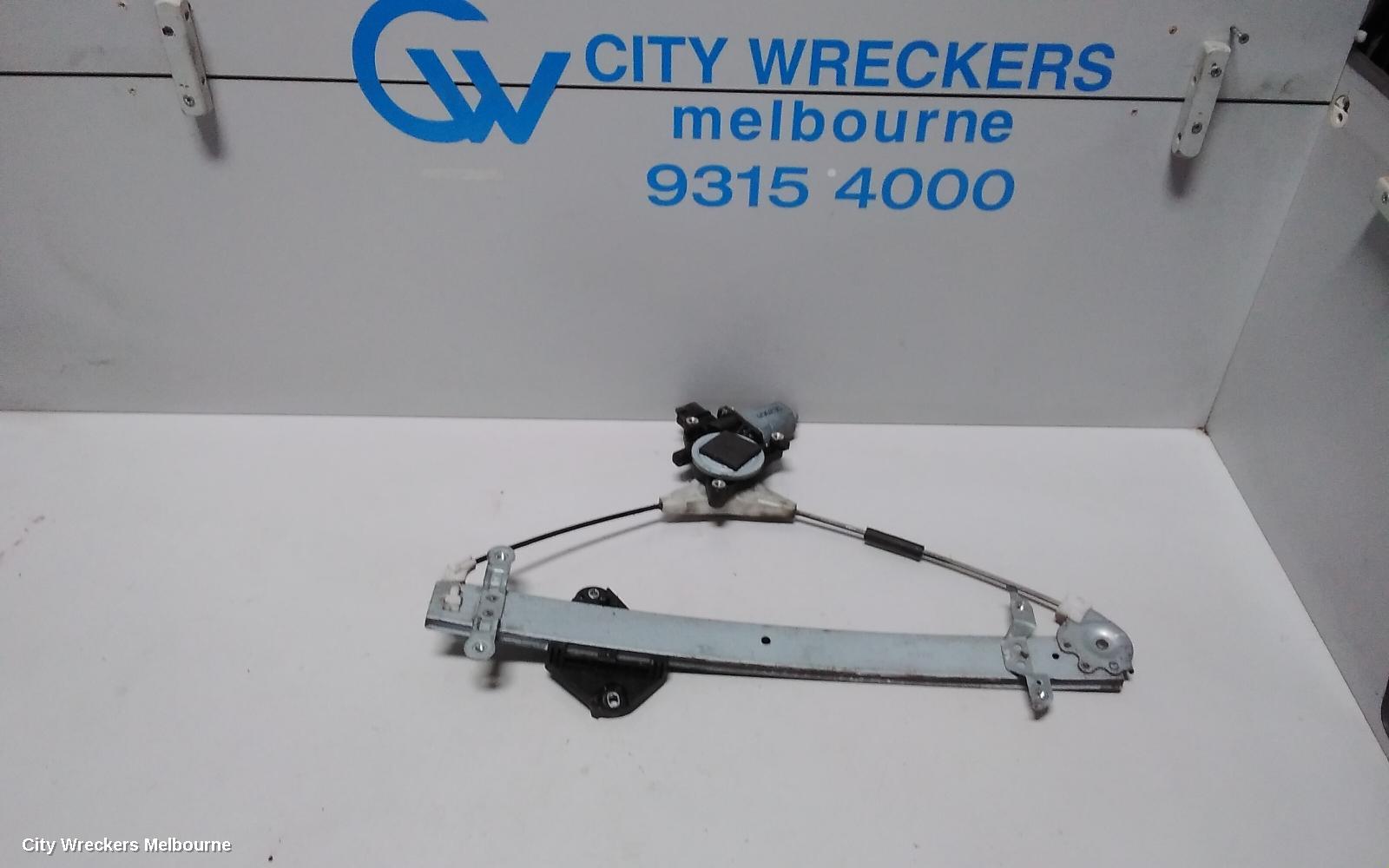 SUBARU OUTBACK RIGHT FRONT WINDOW REG/MOTOR, 6TH GEN, 08/2014 ONWARDS