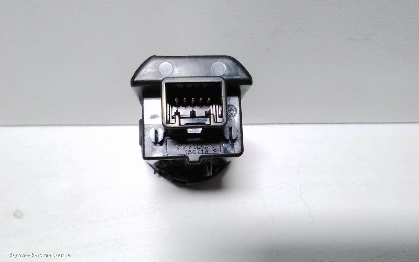 TOYOTA KLUGER, XU50 SERIES, 03/2014 - 02/2021, START STOP BUTTON: 65081