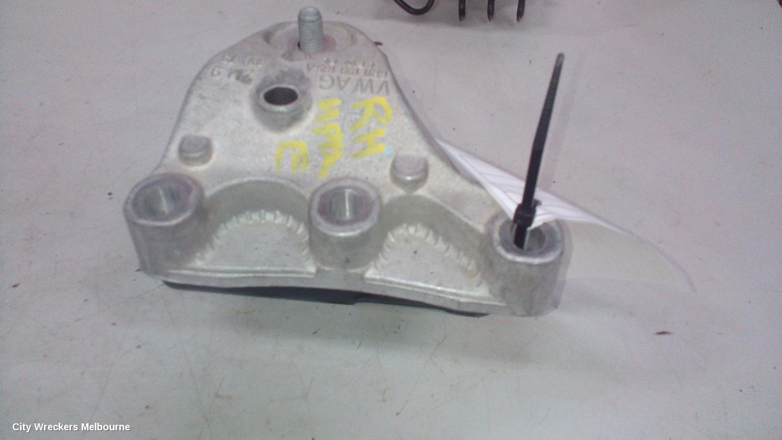 VOLKSWAGEN POLO MOUNT, 6R, 05/2010 - 09/2017