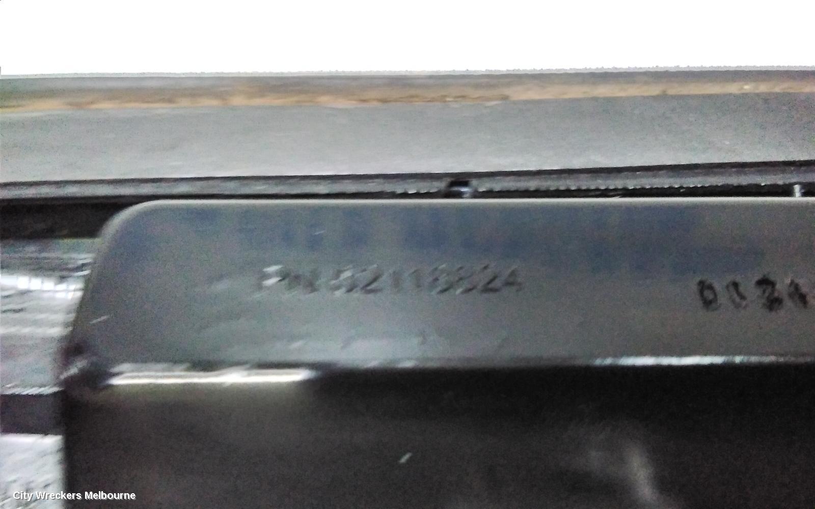 HOLDEN COLORADO HIGH LEVEL STOPLIGHT, SPORTS BAR MOUNTED, UTE, RG, 06/2012 - 12/2020