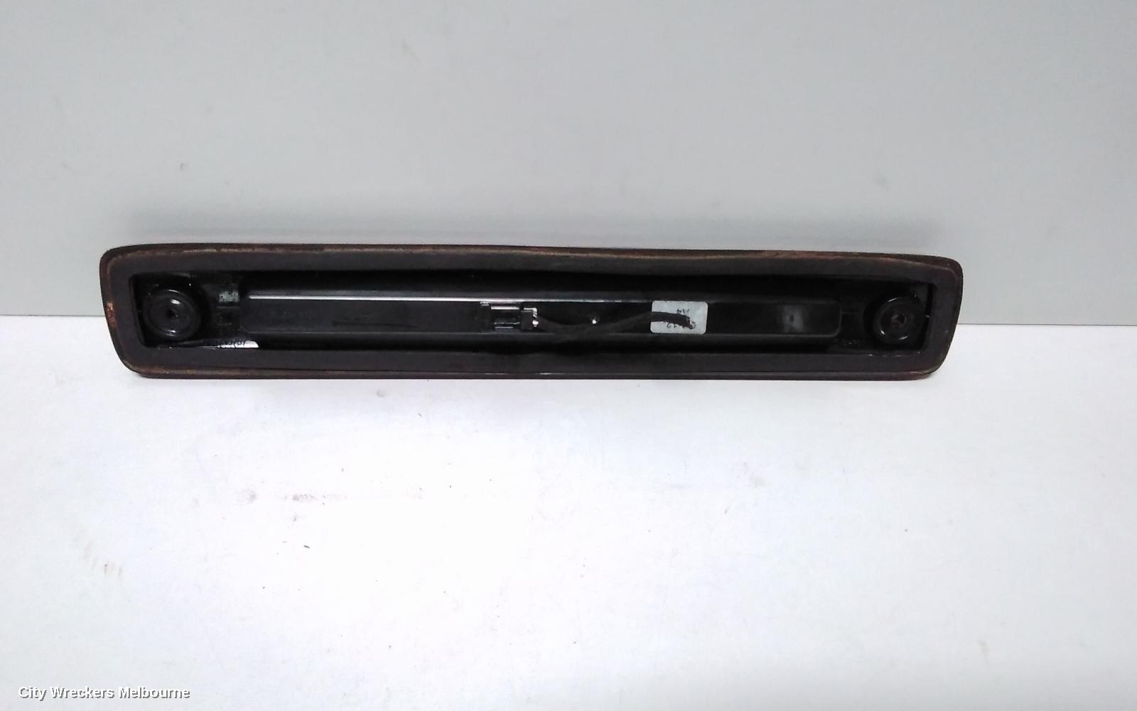 HOLDEN COLORADO HIGH LEVEL STOPLIGHT, SPORTS BAR MOUNTED, UTE, RG, 06/2012 - 12/2020