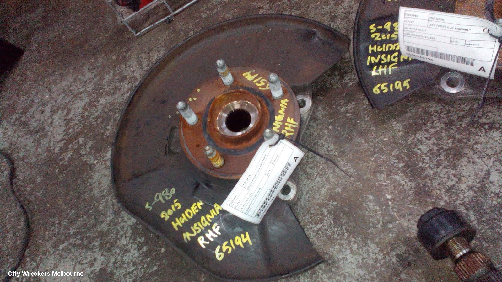 HOLDEN INSIGNIA RIGHT FRONT HUB ASSEMBLY, GA, 02/2015 - 01/2017