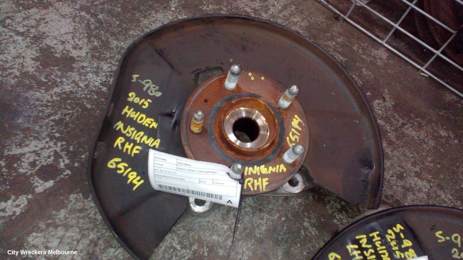 HOLDEN INSIGNIA RIGHT FRONT HUB ASSEMBLY, GA, 02/2015 - 01/2017