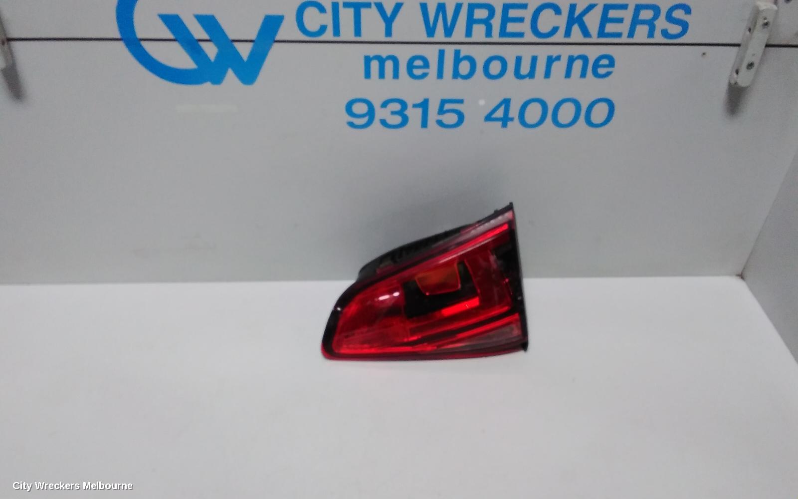 VOLKSWAGEN GOLF REAR GARNISH, TAILGATE LAMP (LH SIDE), GEN 7, HATCH, NON GTI, TINTED TYPE, 12/2012 - 03/2017