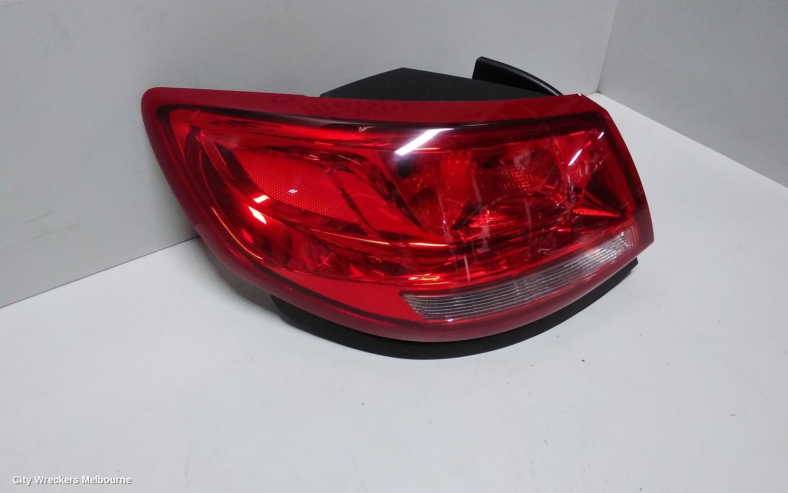 HOLDEN COMMODORE LEFT TAILLIGHT, VF, SEDAN, CLEAR TYPE, EVOKE/SV6/SS/INTERNATIONAL, 05/2013 - 12/2017