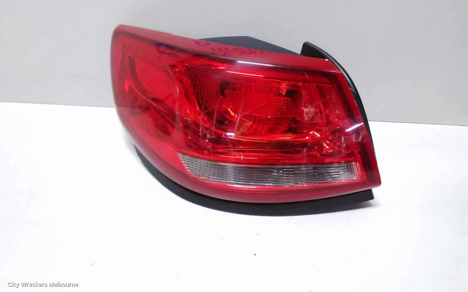 HOLDEN COMMODORE LEFT TAILLIGHT, VF, SEDAN, CLEAR TYPE, EVOKE/SV6/SS/INTERNATIONAL, 05/2013 - 12/2017