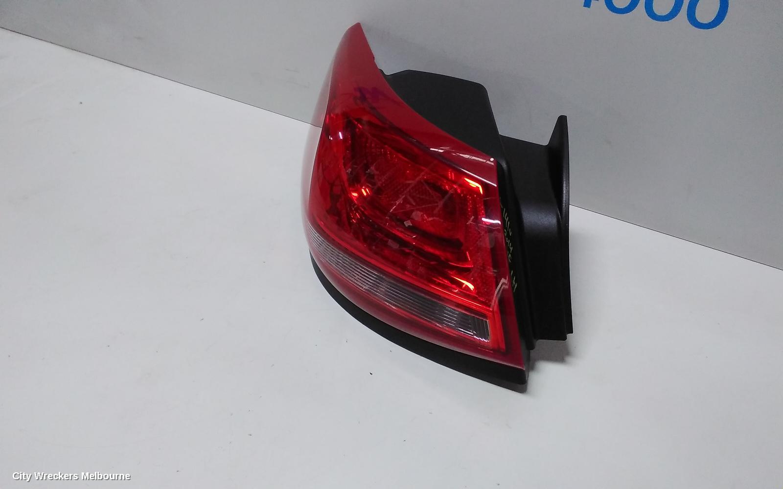 HOLDEN COMMODORE LEFT TAILLIGHT, VF, SEDAN, CLEAR TYPE, EVOKE/SV6/SS/INTERNATIONAL, 05/2013 - 12/2017
