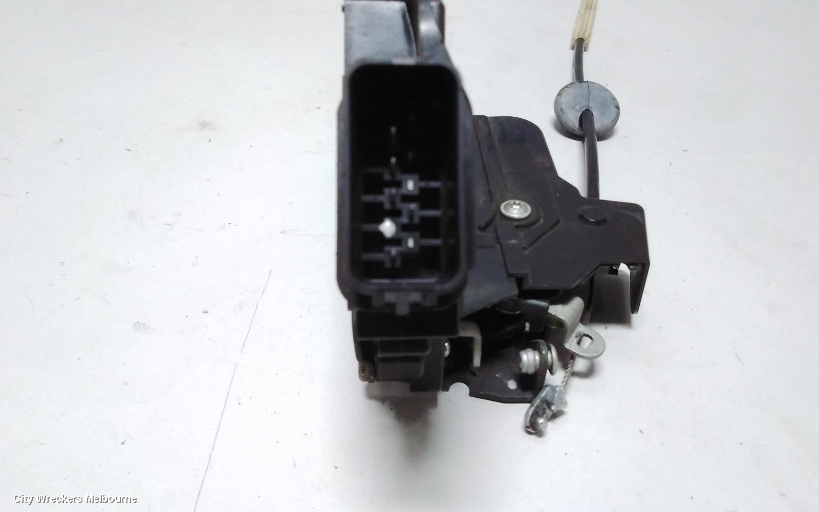 FORD FOCUS DOOR/BOOT/GATE LOCK, LEFT FRONT DOOR LOCK, LS-LV, SEDAN/HATCH, STANDARD, 06/2005 - 07/2011