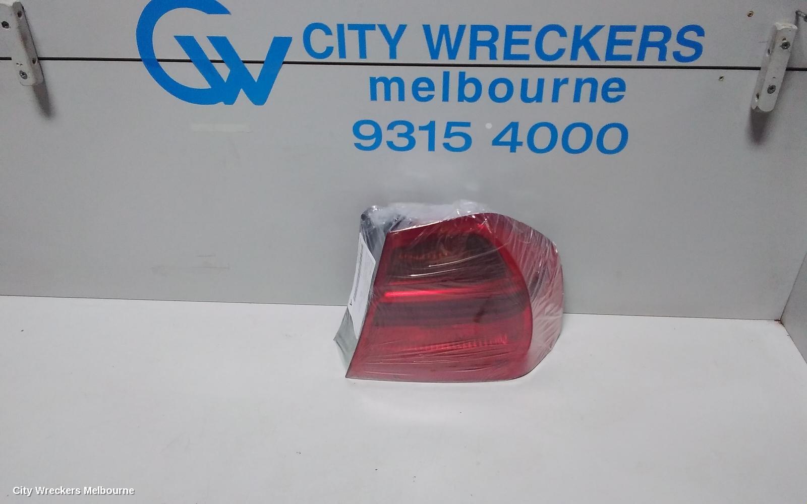 BMW 3 SERIES RIGHT TAILLIGHT, E90, SEDAN, NON LED TYPE, 03/2005 - 10/2008
