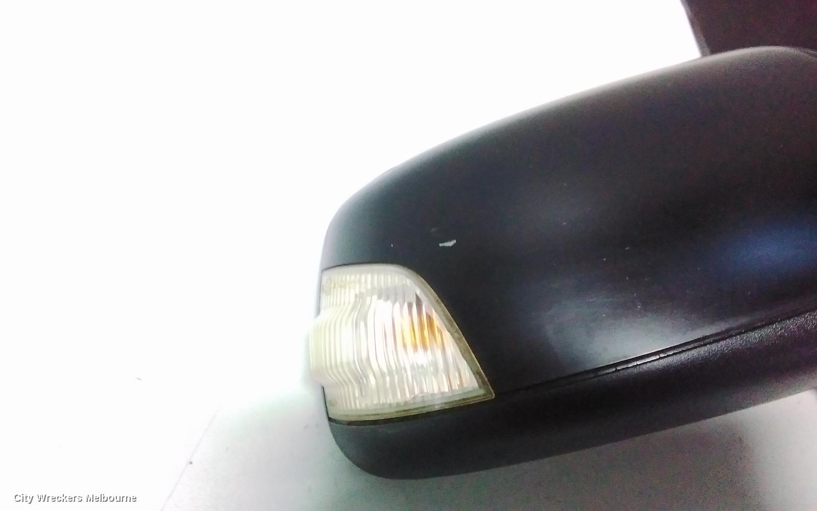 FORD FOCUS RIGHT DOOR MIRROR, LT, HATCH/SEDAN, POWER, BLACK, 05/2007 - 04/2009
