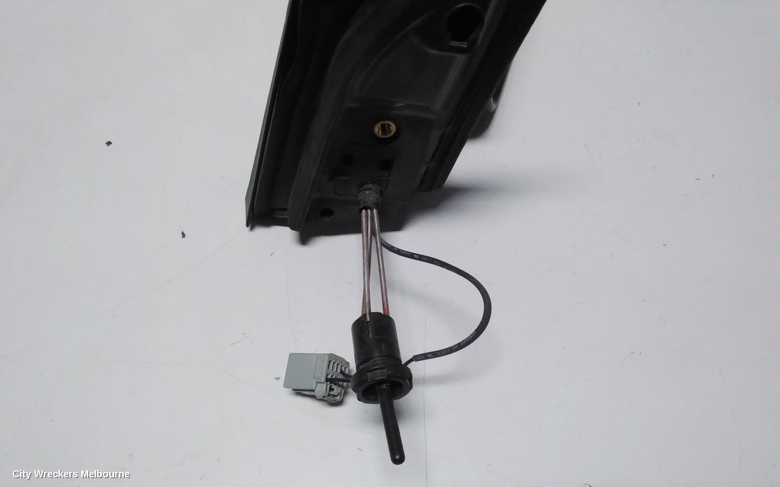 FORD FOCUS RIGHT DOOR MIRROR, LT, HATCH/SEDAN, POWER, BLACK, 05/2007 - 04/2009