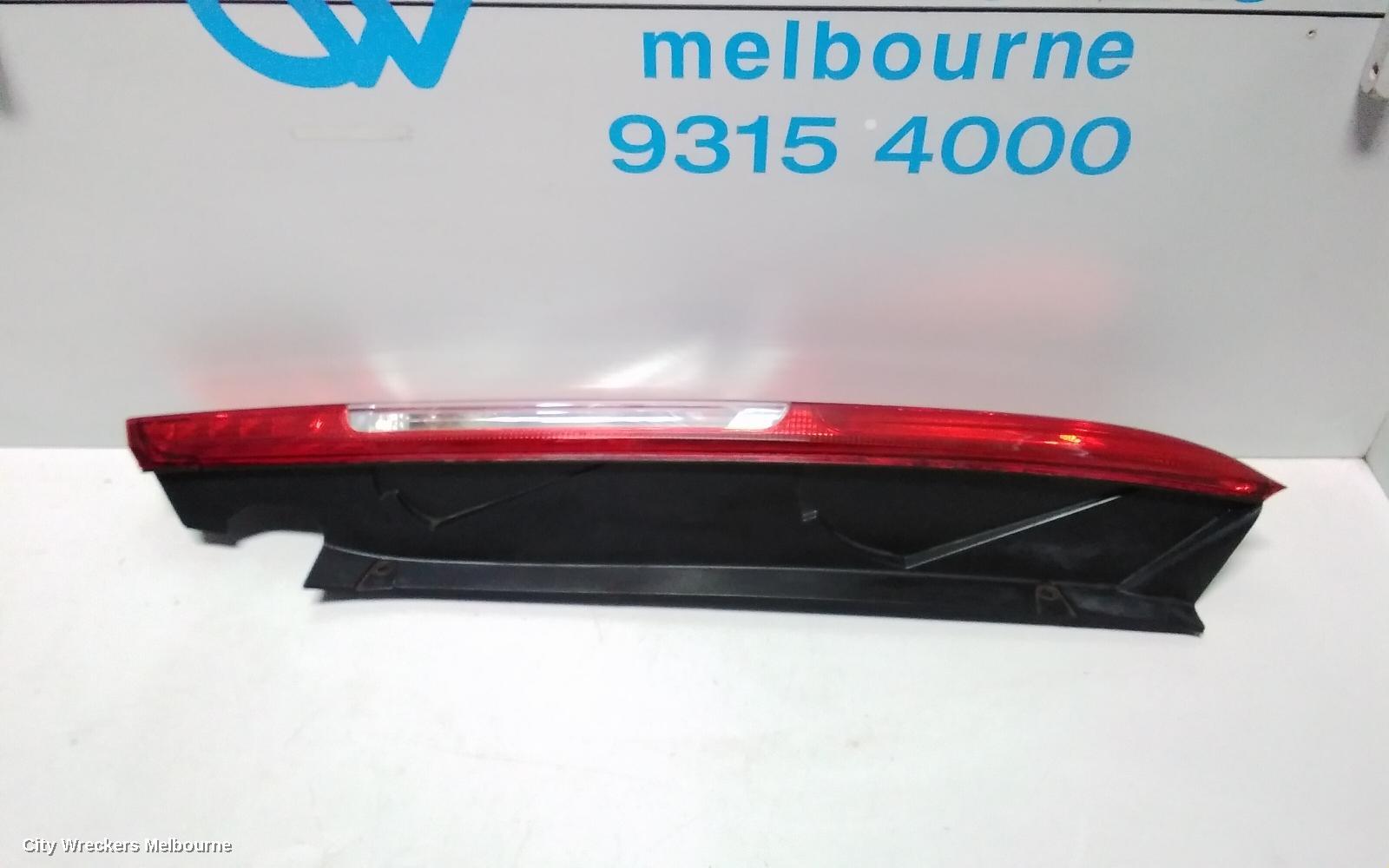 FORD FOCUS RIGHT TAILLIGHT, LT, IN BODY, HATCH, 05/2007 - 04/2009