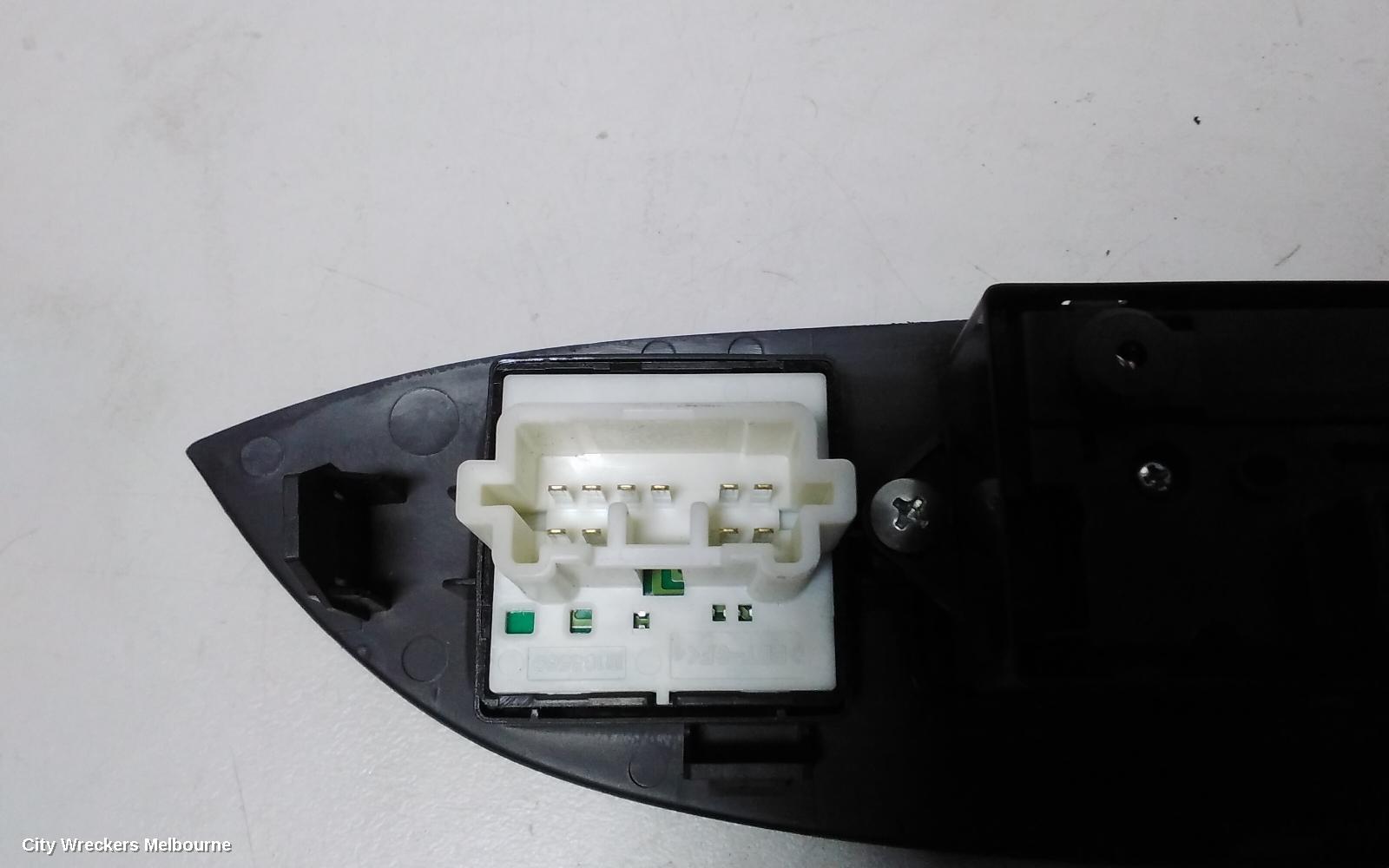 MITSUBISHI OUTLANDER PWR DR WIND SWITCH, RH FRONT (MASTER SWITCH), ZJ, 10/2012 - 03/2015