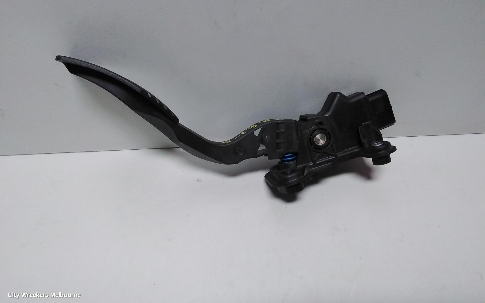 MITSUBISHI LANCER PEDAL ASSEMBLY, ACCELERATOR PEDAL, CJ, 07/2007 - 10/2015