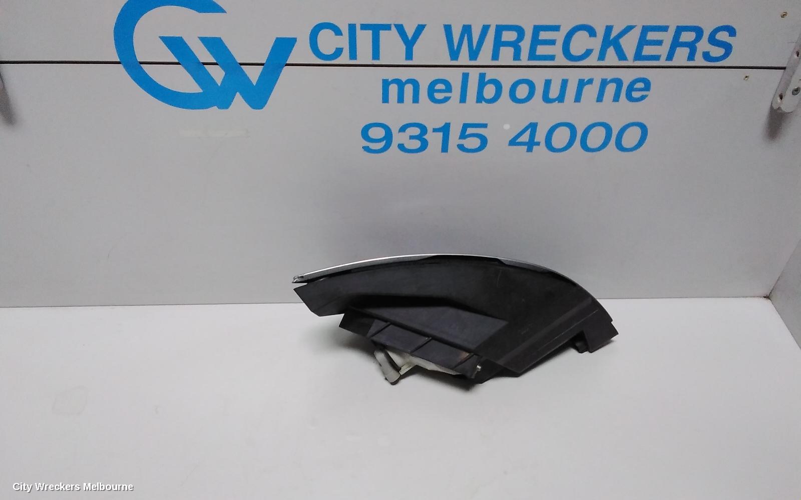 MAZDA CX9 LEFT INDICATOR/FOG/SIDE, BUMPER FOGLAMP, TB, 06/2009 - 10/2012