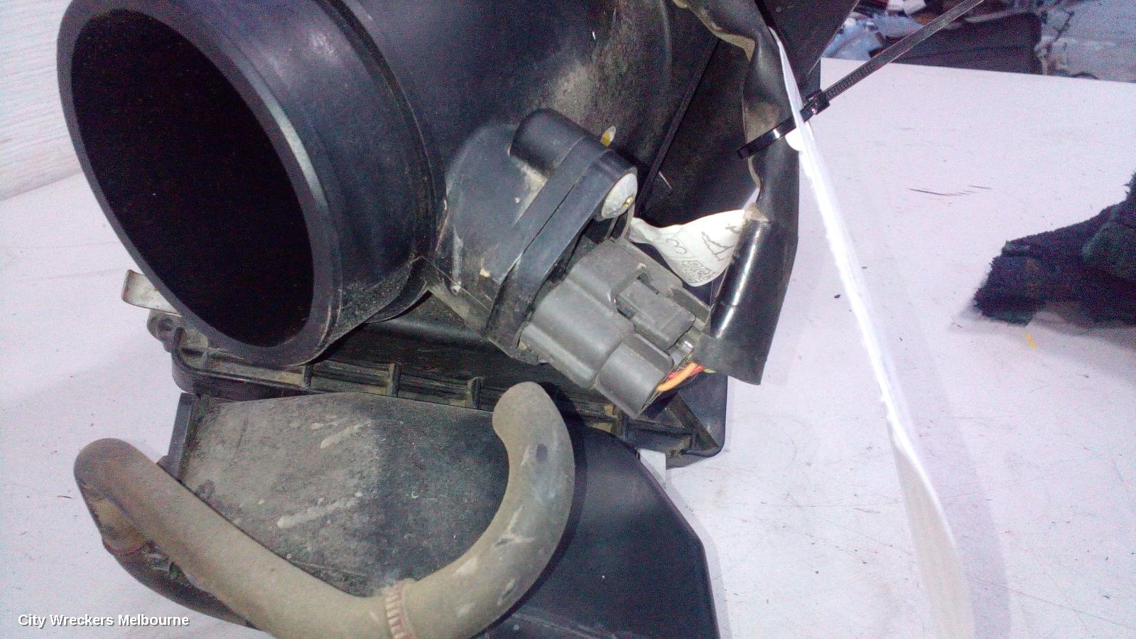 NISSAN XTRAIL AIR FLOW METER, 2.5, PETROL, T30, 10/2001 - 10/2003