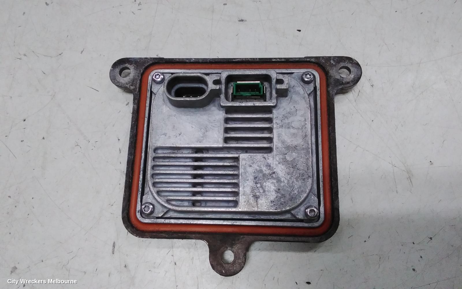 HYUNDAI GENESIS, DH, 11/2014 - 01/2018, HEAD LIGHT XENON  MODUEL : 65475