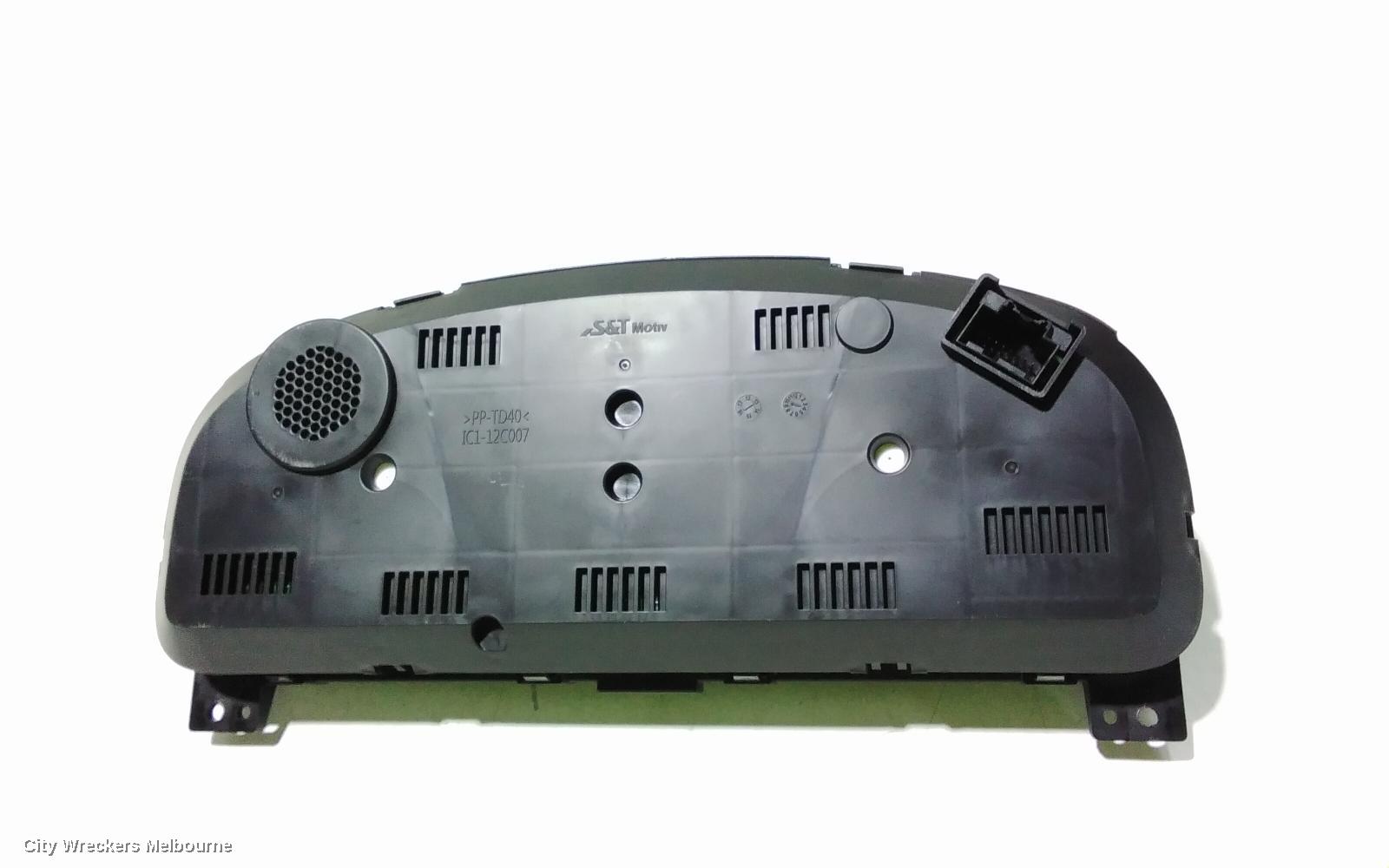 HOLDEN CAPTIVA INSTRUMENT CLUSTER, INSTRUMENT CLUSTER, DIESEL, 2.2, CAPTIVA 5, CG, 01/2011 - 06/2018