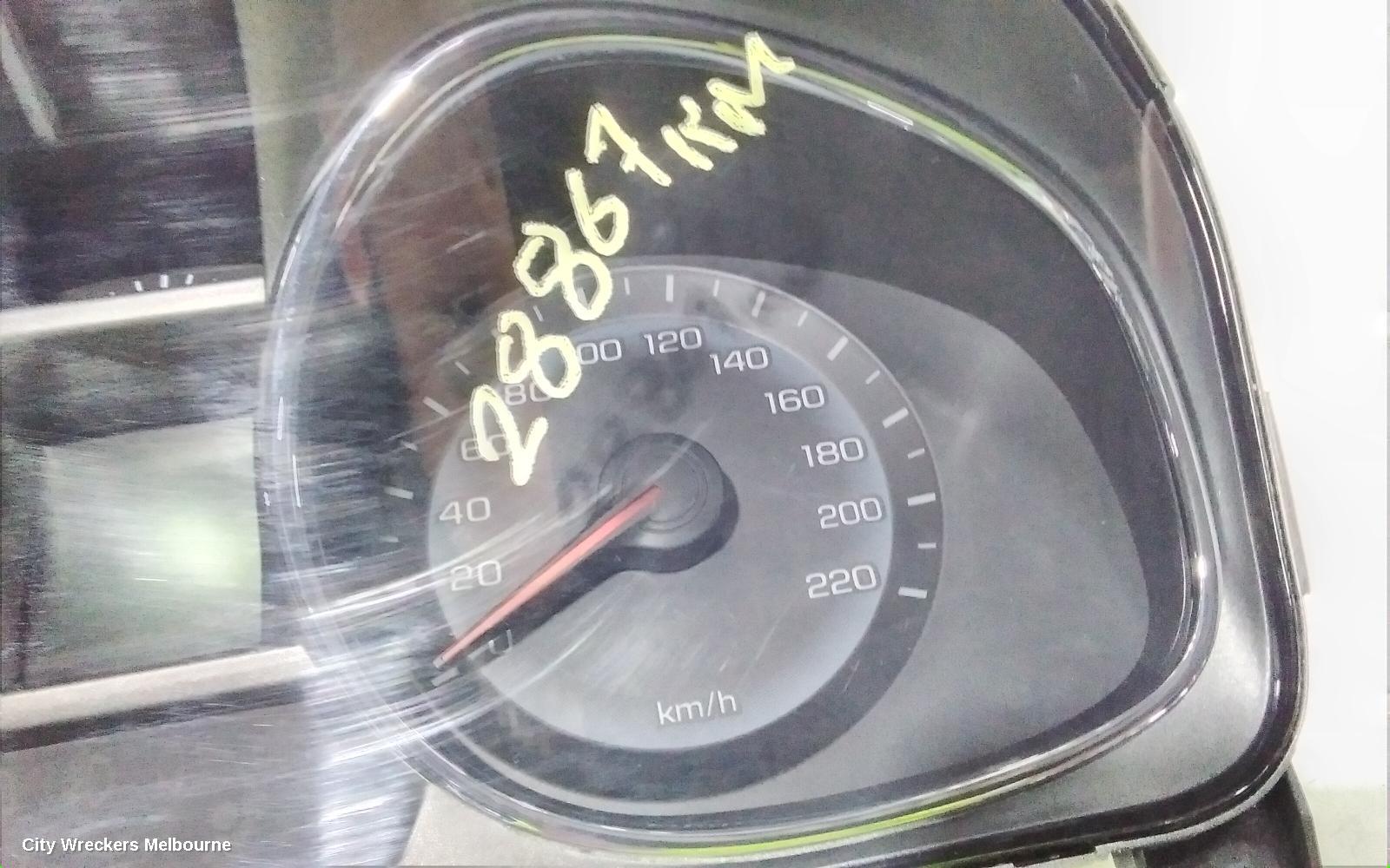 HOLDEN CAPTIVA INSTRUMENT CLUSTER, INSTRUMENT CLUSTER, DIESEL, 2.2, CAPTIVA 5, CG, 01/2011 - 06/2018