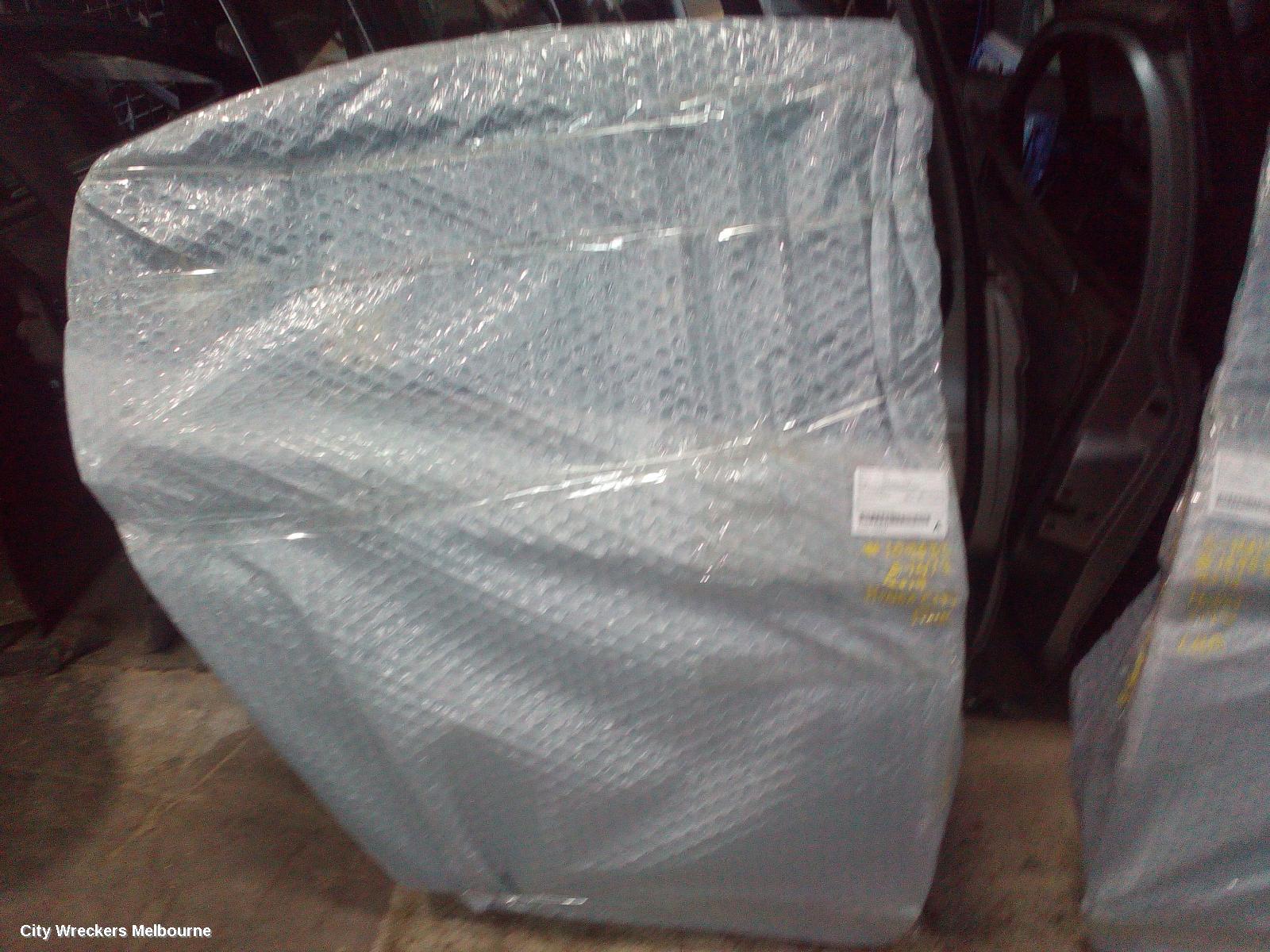 HONDA CITY RIGHT REAR DOOR, GM6, 01/2014 - 09/2020