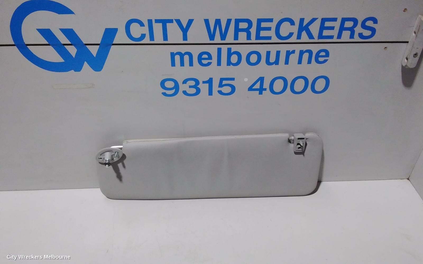 TOYOTA HIACE SUNVISOR, TRH/KDH, LH SIDE, LWB/SWB, 03/2005 - 04/2019
