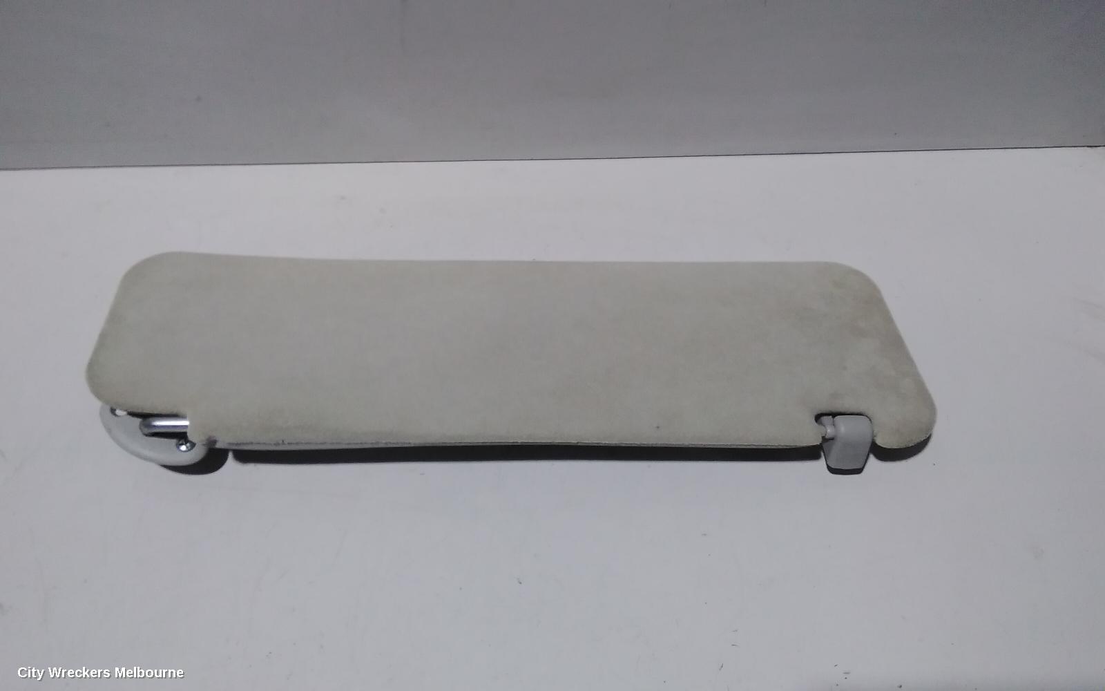 TOYOTA HIACE SUNVISOR, TRH/KDH, LH SIDE, LWB/SWB, 03/2005 - 04/2019