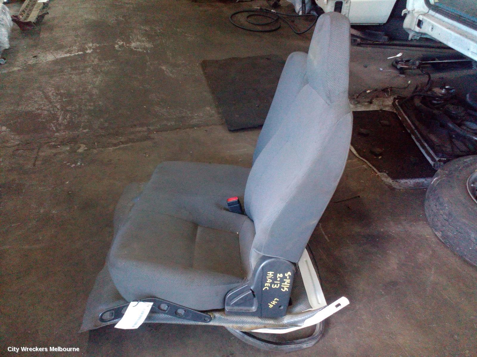 TOYOTA HIACE FRONT SEAT, LH BENCH, LWB/SWB, TRH/KDH, 03/2005 - 01/2014