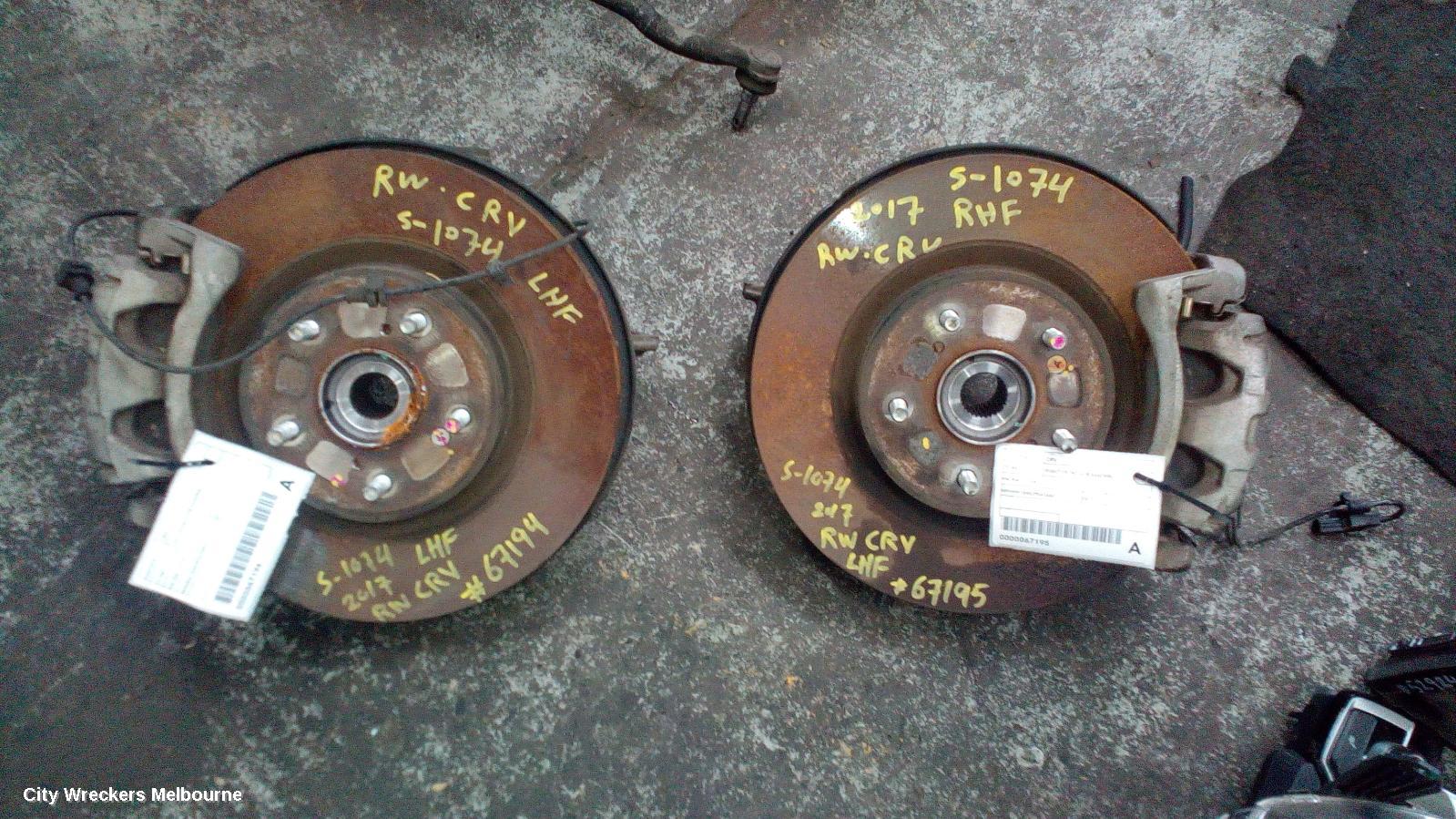 HONDA CRV LEFT FRONT HUB ASSEMBLY, RW, 05/2017 - 08/2023