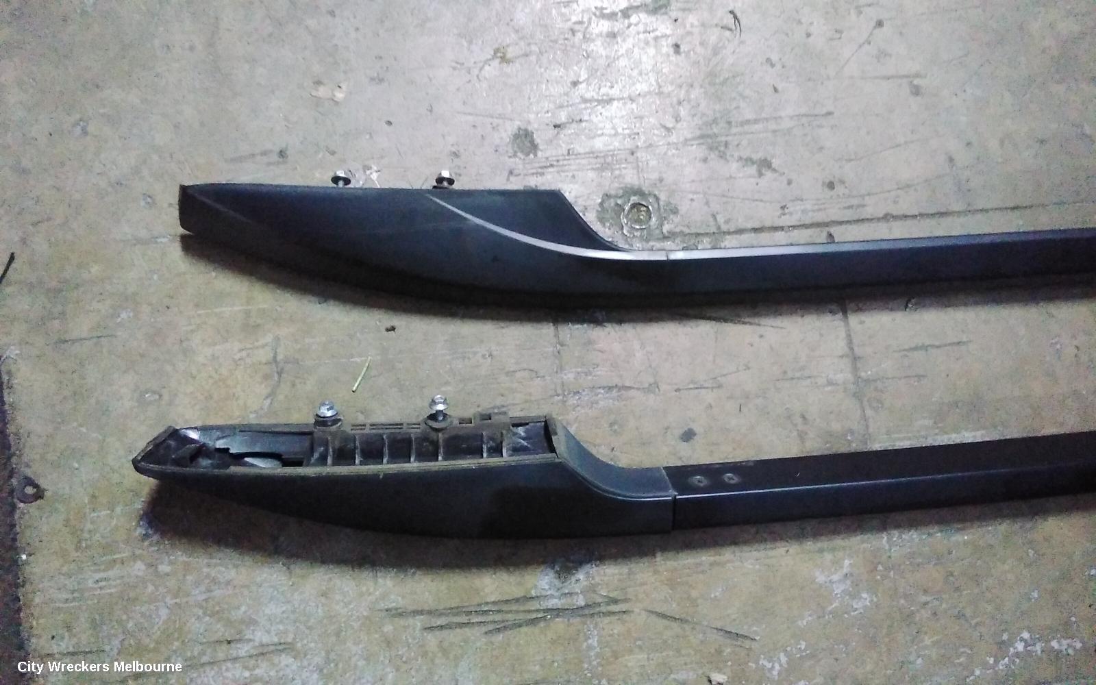 SUBARU FORESTER ROOF RAIL, SH, 03/2008 - 08/2012