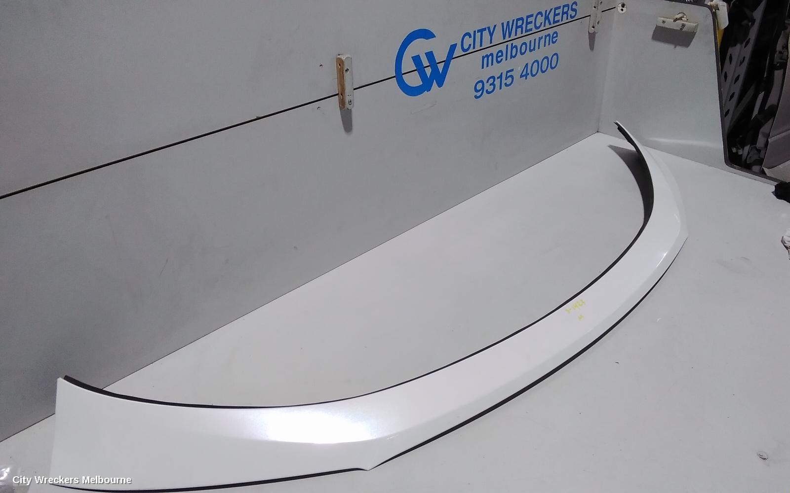 MAZDA CX9 REAR GARNISH, TAILGATE GARNISH-UPPER, CHROME, TC, 07/2016 ONWARDS