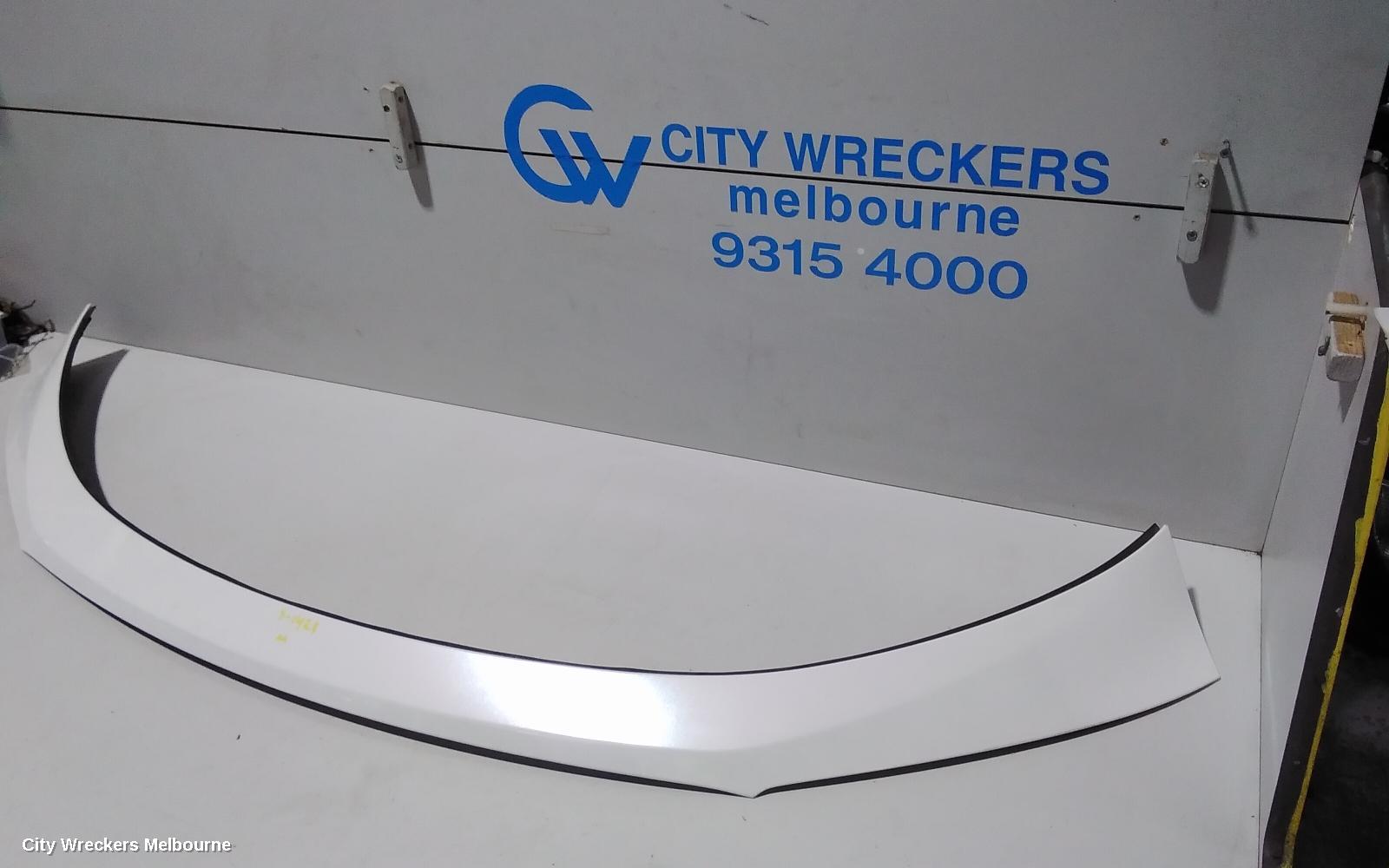 MAZDA CX9 REAR GARNISH, TAILGATE GARNISH-UPPER, CHROME, TC, 07/2016 ONWARDS