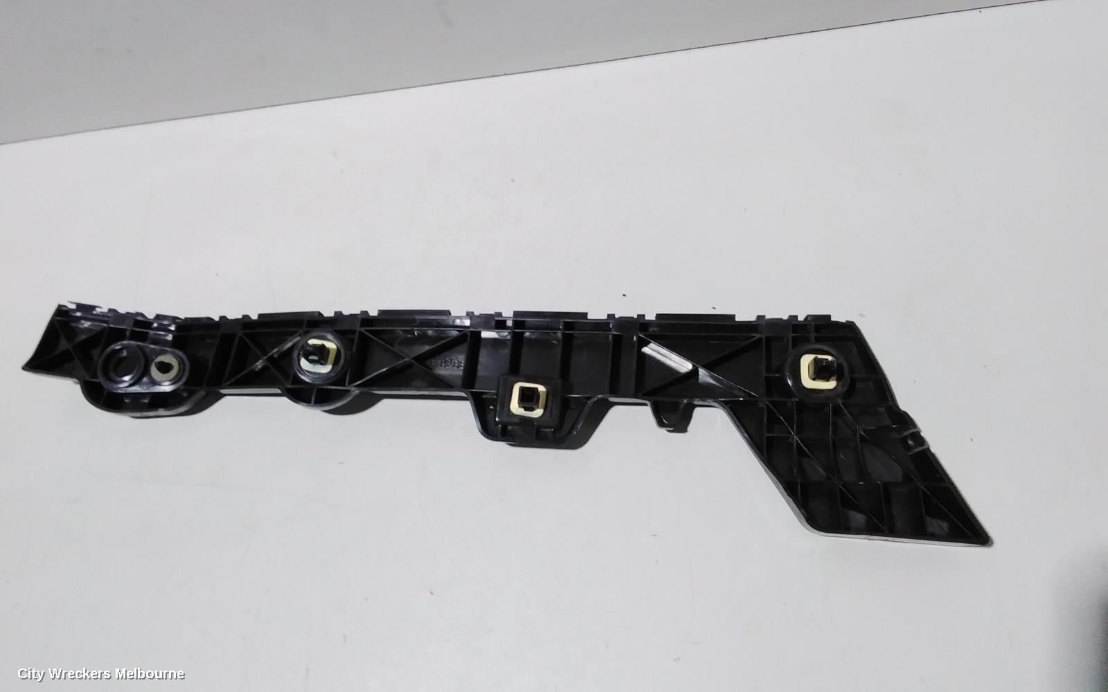 MAZDA CX9, TC, 07/2016 - 12/2024, RHR BAR BRAKET: 81913