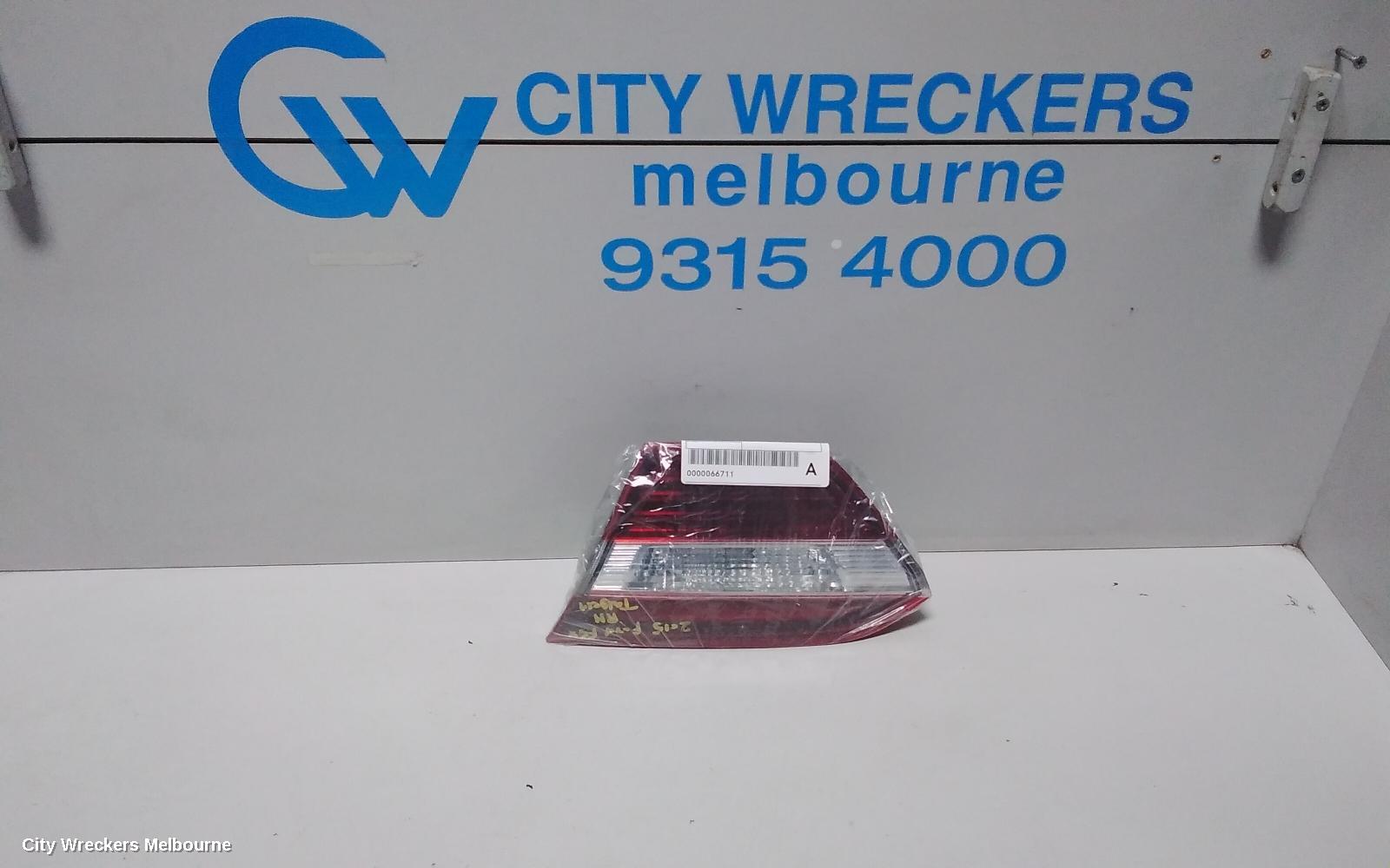 FORD FALCON REAR GARNISH, FGX, BOOTLID LAMP (RH SIDE), 10/2014 - 12/2016