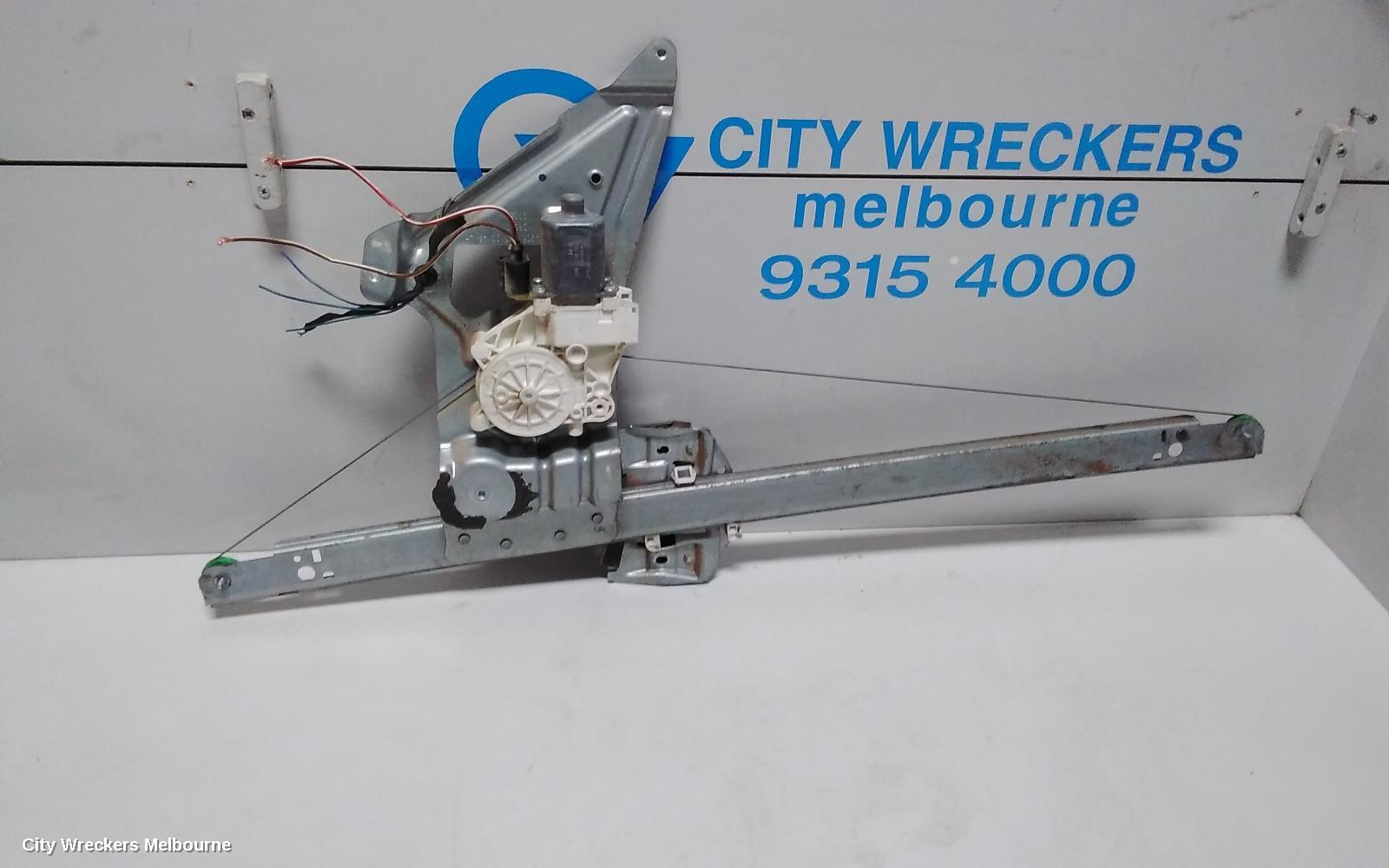 MERCEDES SPRINTER LEFT FRONT WINDOW REG/MOTOR, NCV3, POWER, 10/2006 - 04/2018