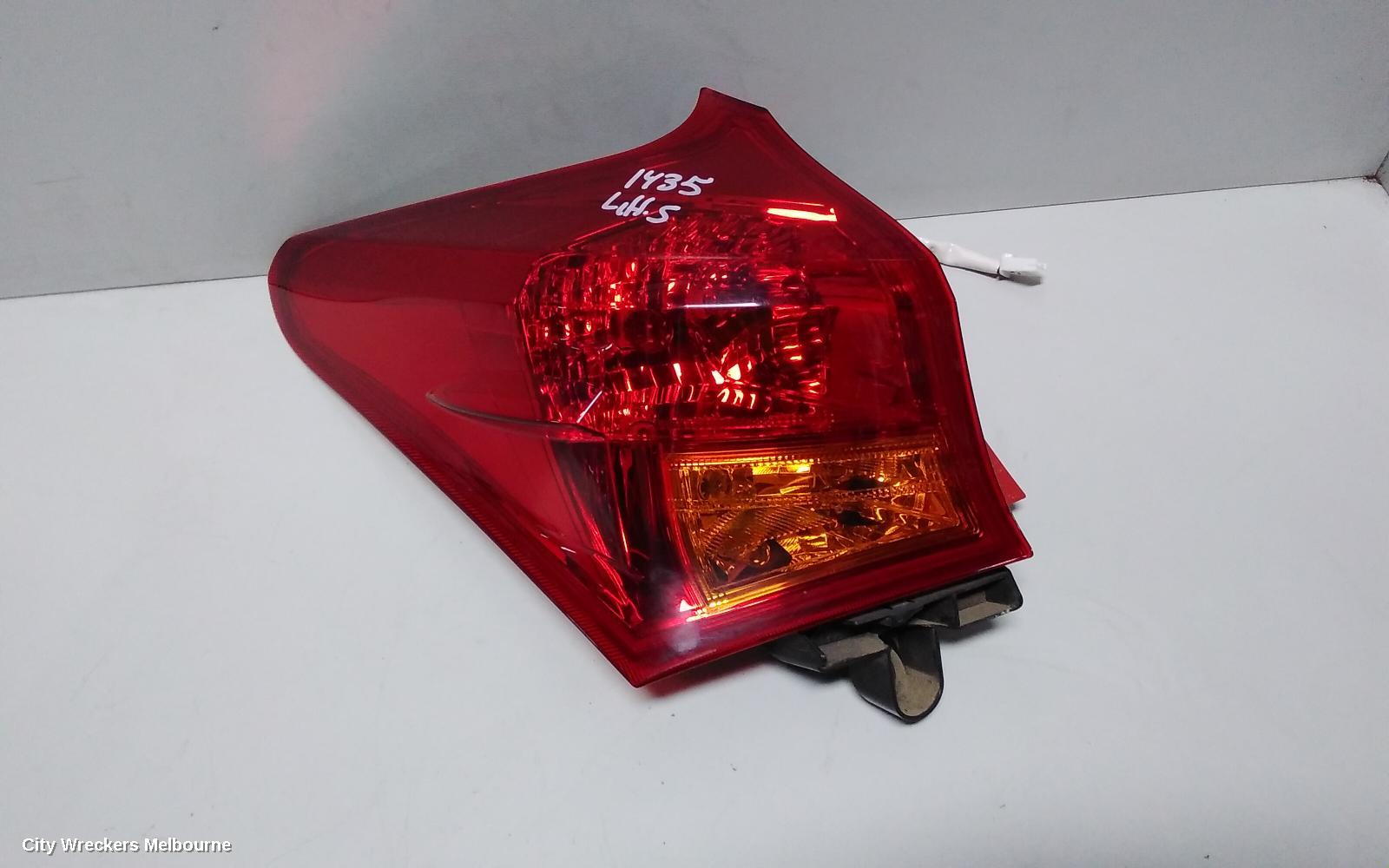 TOYOTA COROLLA LEFT TAILLIGHT, ZRE182R, HATCH, 10/2012 - 03/2015