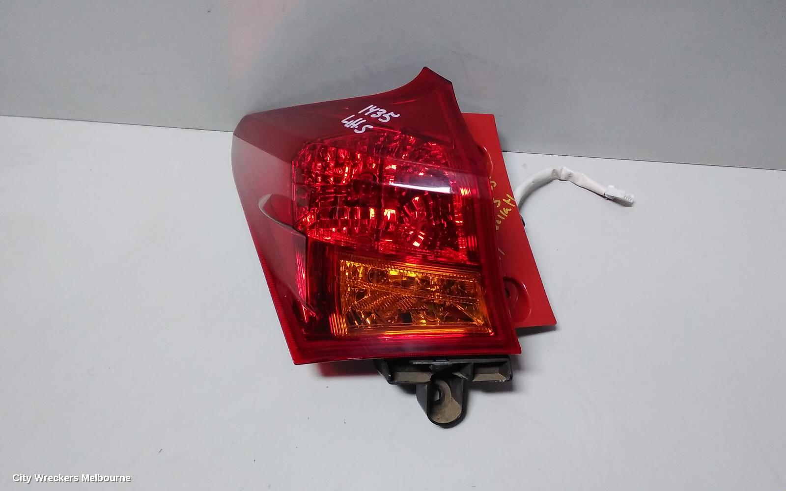 TOYOTA COROLLA LEFT TAILLIGHT, ZRE182R, HATCH, 10/2012 - 03/2015
