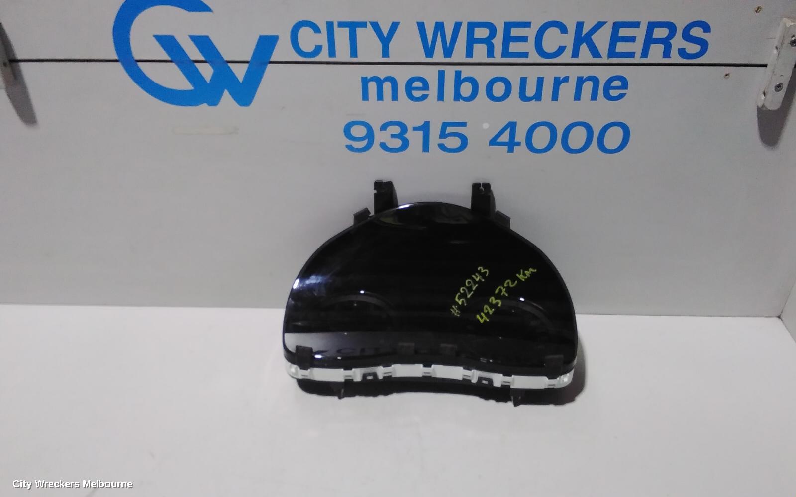 HYUNDAI I40 INSTRUMENT CLUSTER, PETROL, AUTO T/M, VF, 09/2011 ONWARDS